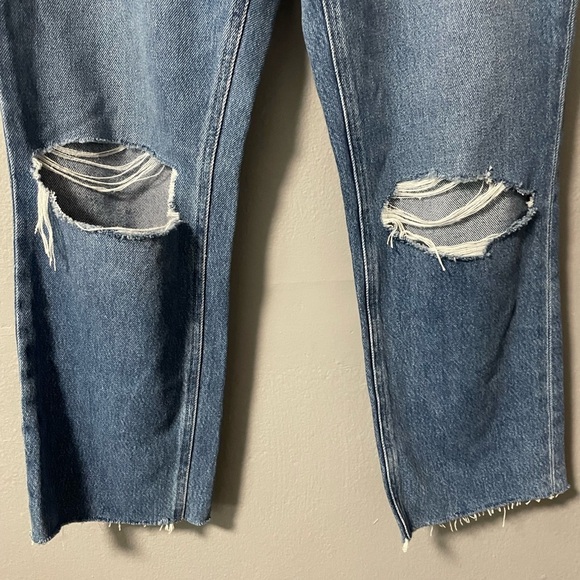 NWT Paige Noella Straight Sledge Destructed Jeans. Size 28 Petite. - Picture 7 of 16